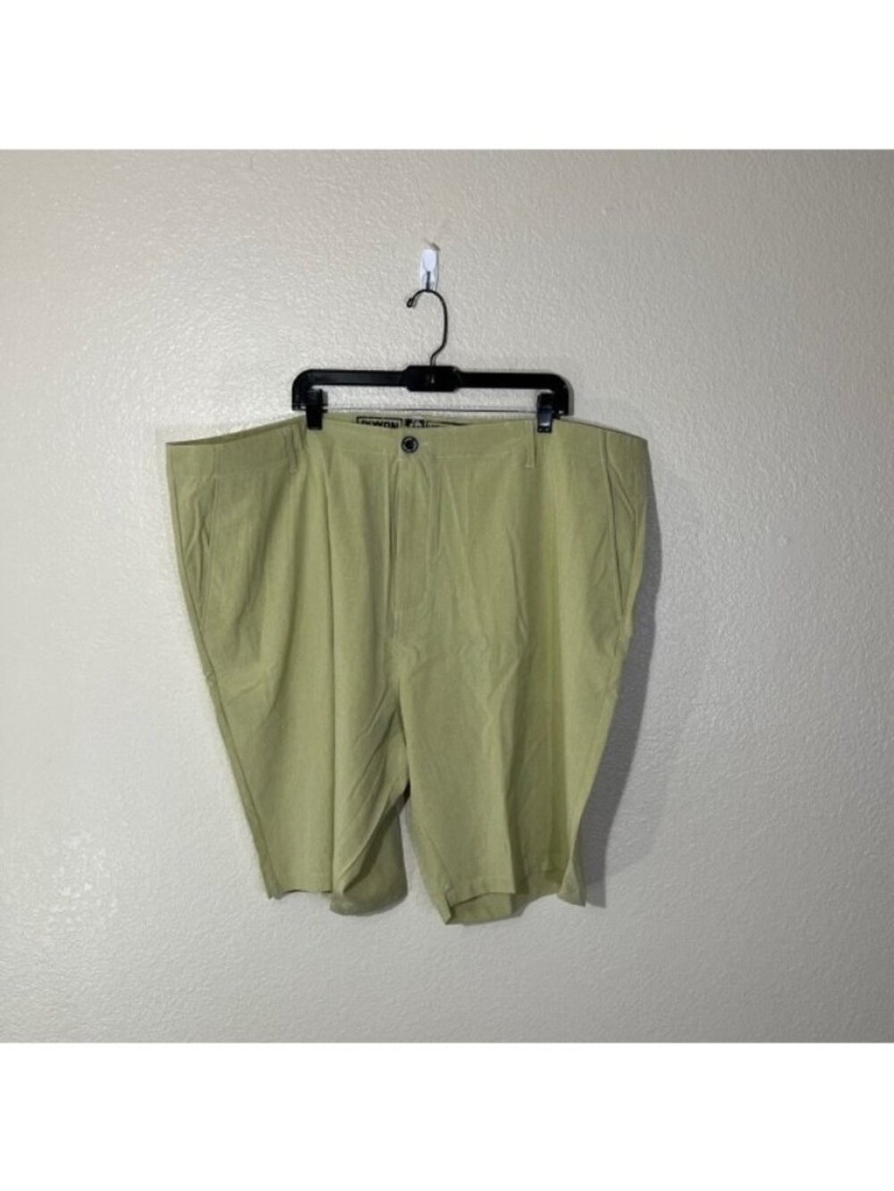 Dixxon Mens Beige Polyester Stretch Athletic Chino Shorts 11" Size 48